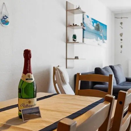 בית נופש In Mit Terrasse, Grill Und Garten