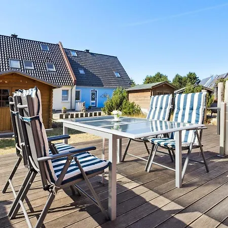 בית נופש In Mit Terrasse, Grill Und Garten *